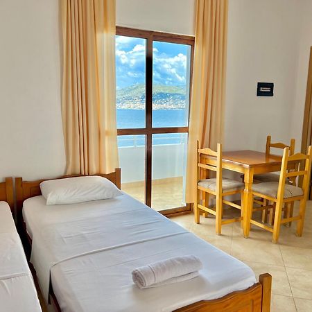 Redi'S Seaview Apartments Saranda Zewnętrze zdjęcie