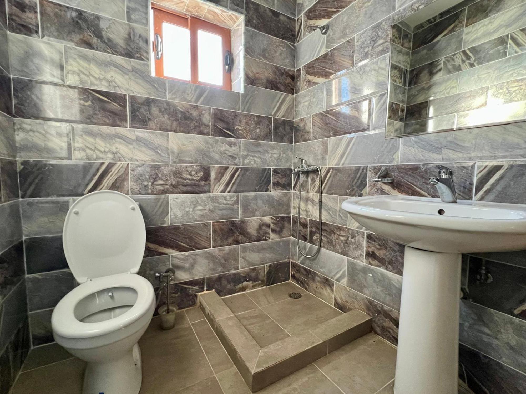Redi'S Seaview Apartments Saranda Zewnętrze zdjęcie