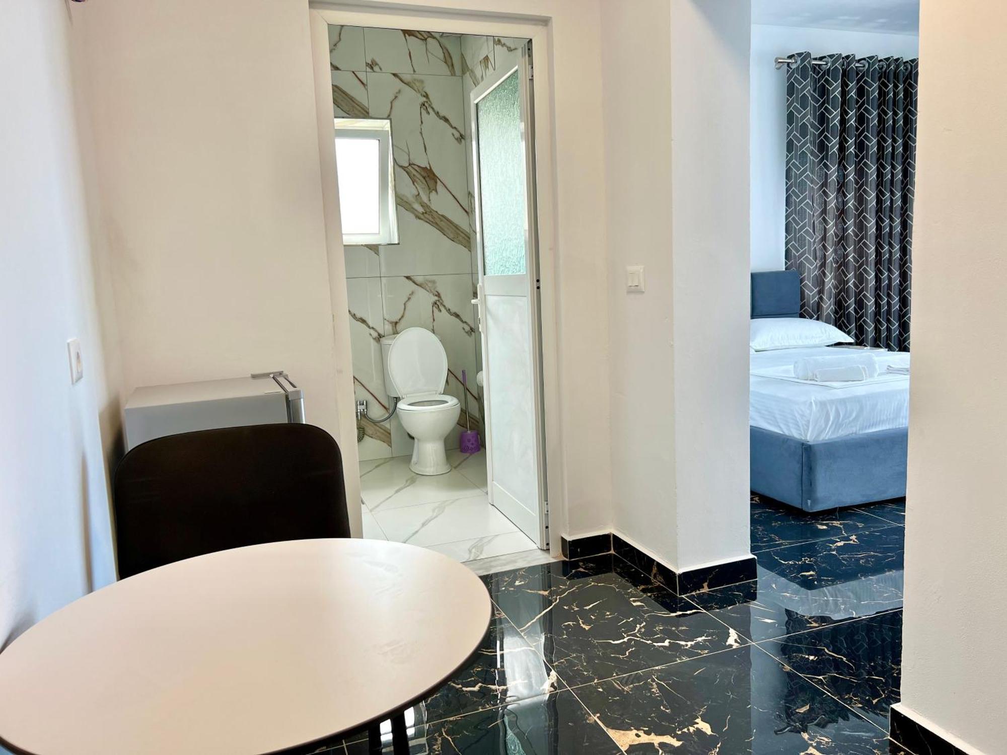 Redi'S Seaview Apartments Saranda Zewnętrze zdjęcie