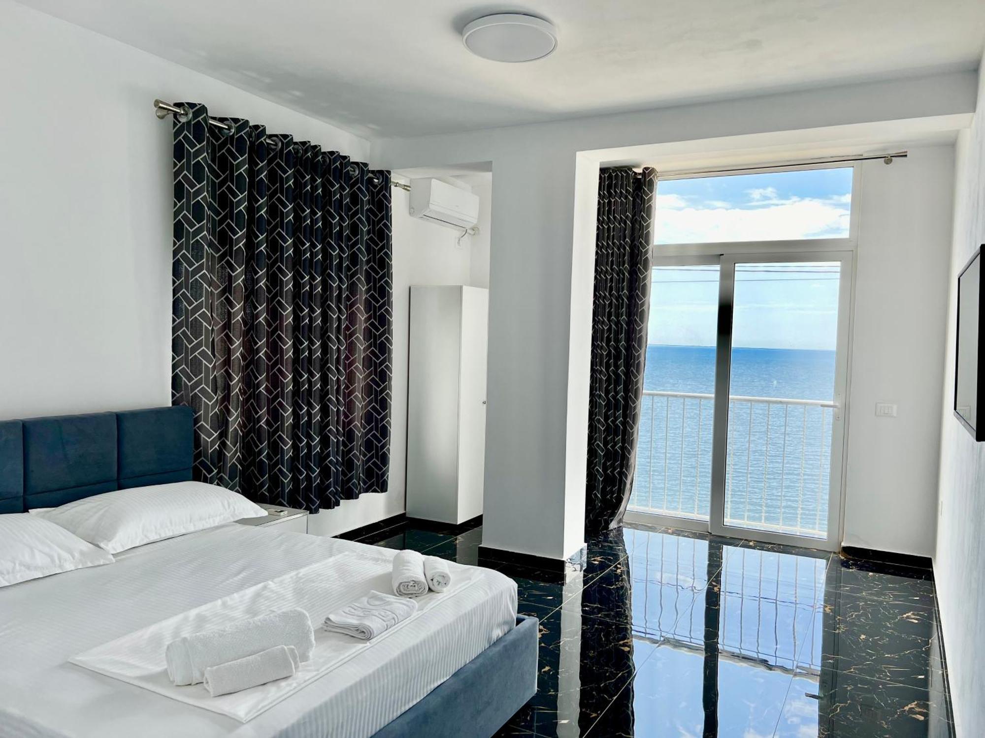 Redi'S Seaview Apartments Saranda Zewnętrze zdjęcie