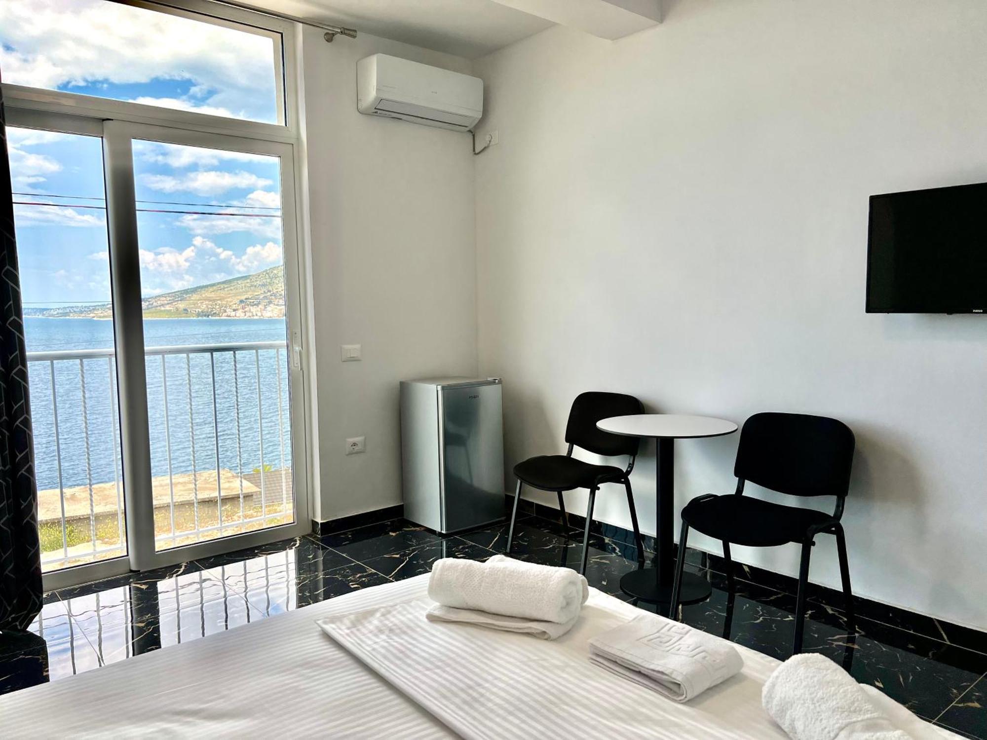 Redi'S Seaview Apartments Saranda Zewnętrze zdjęcie