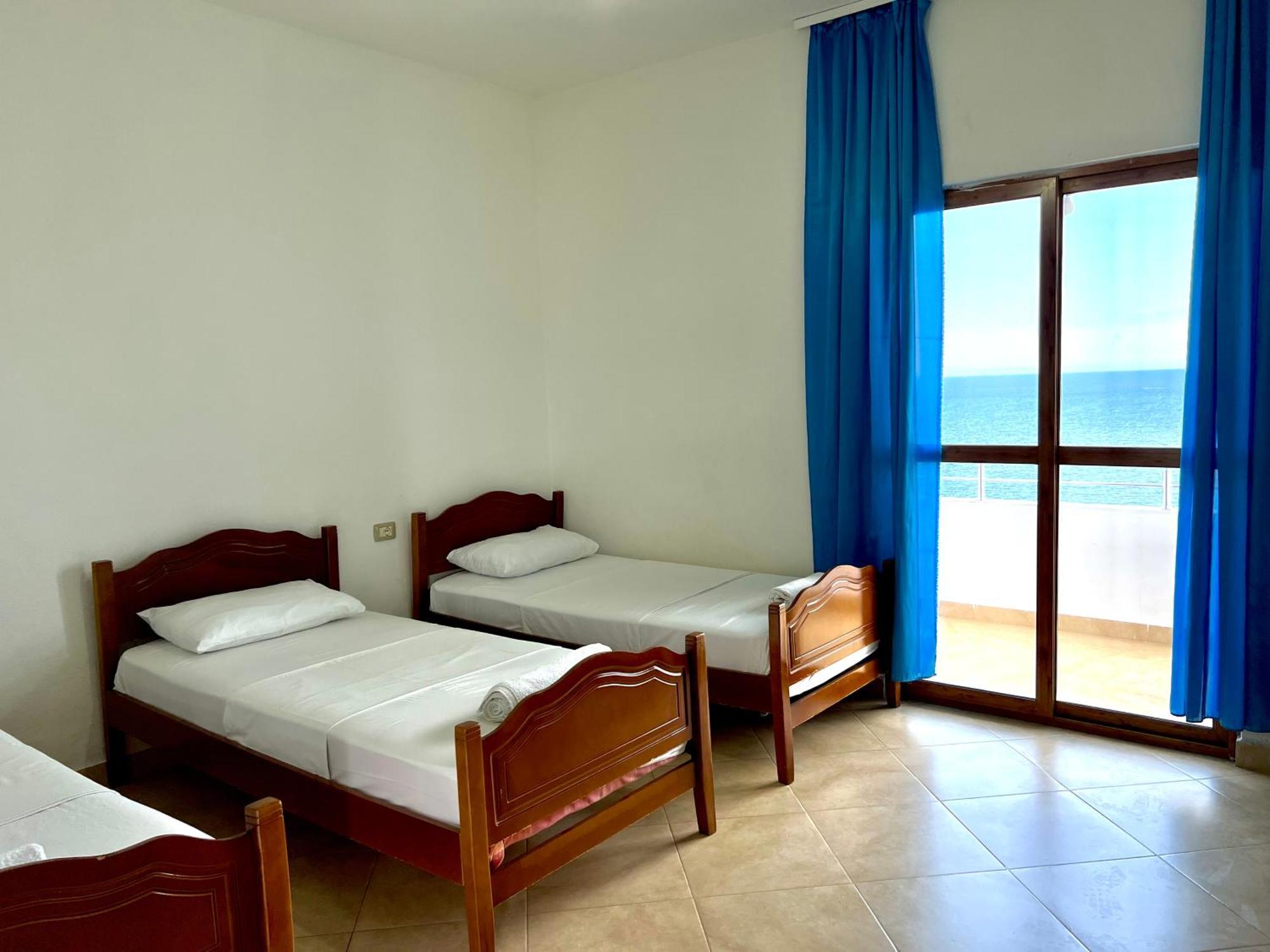 Redi'S Seaview Apartments Saranda Zewnętrze zdjęcie