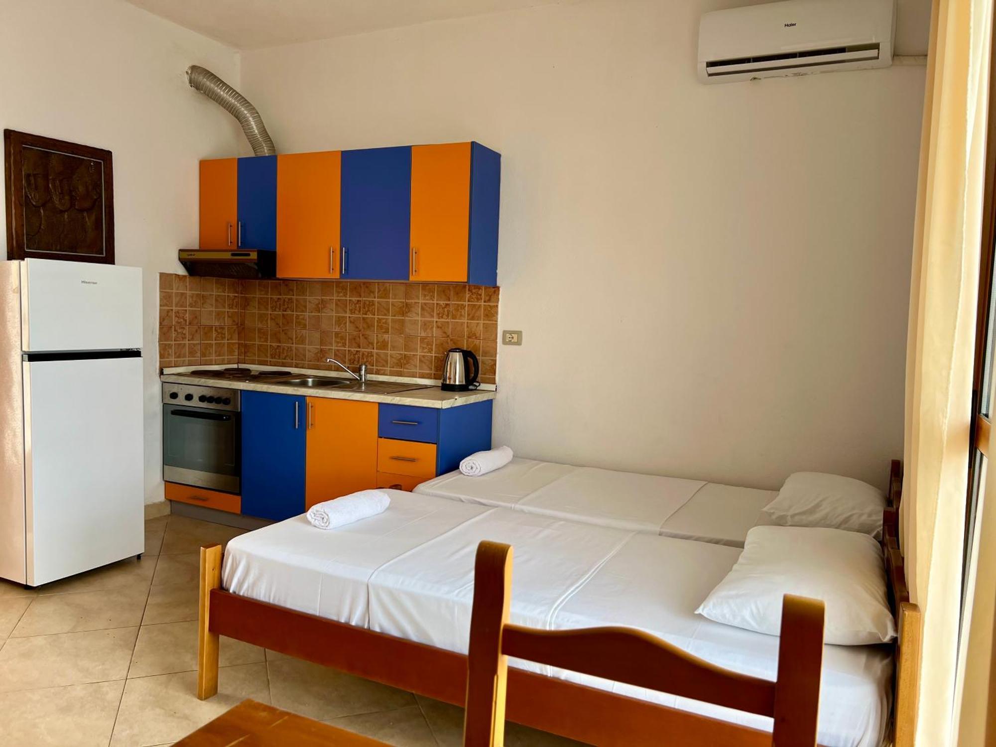 Redi'S Seaview Apartments Saranda Zewnętrze zdjęcie