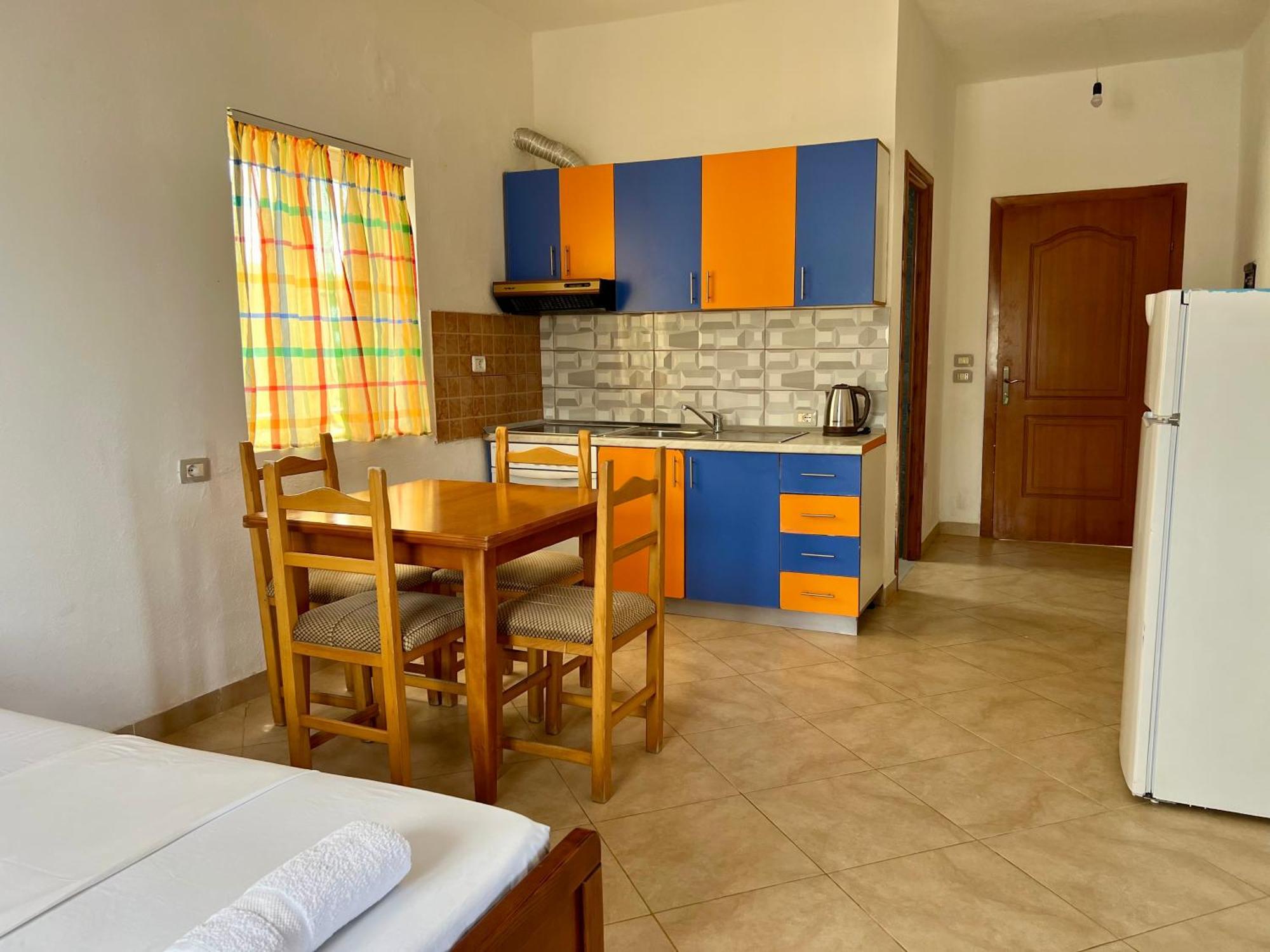 Redi'S Seaview Apartments Saranda Zewnętrze zdjęcie