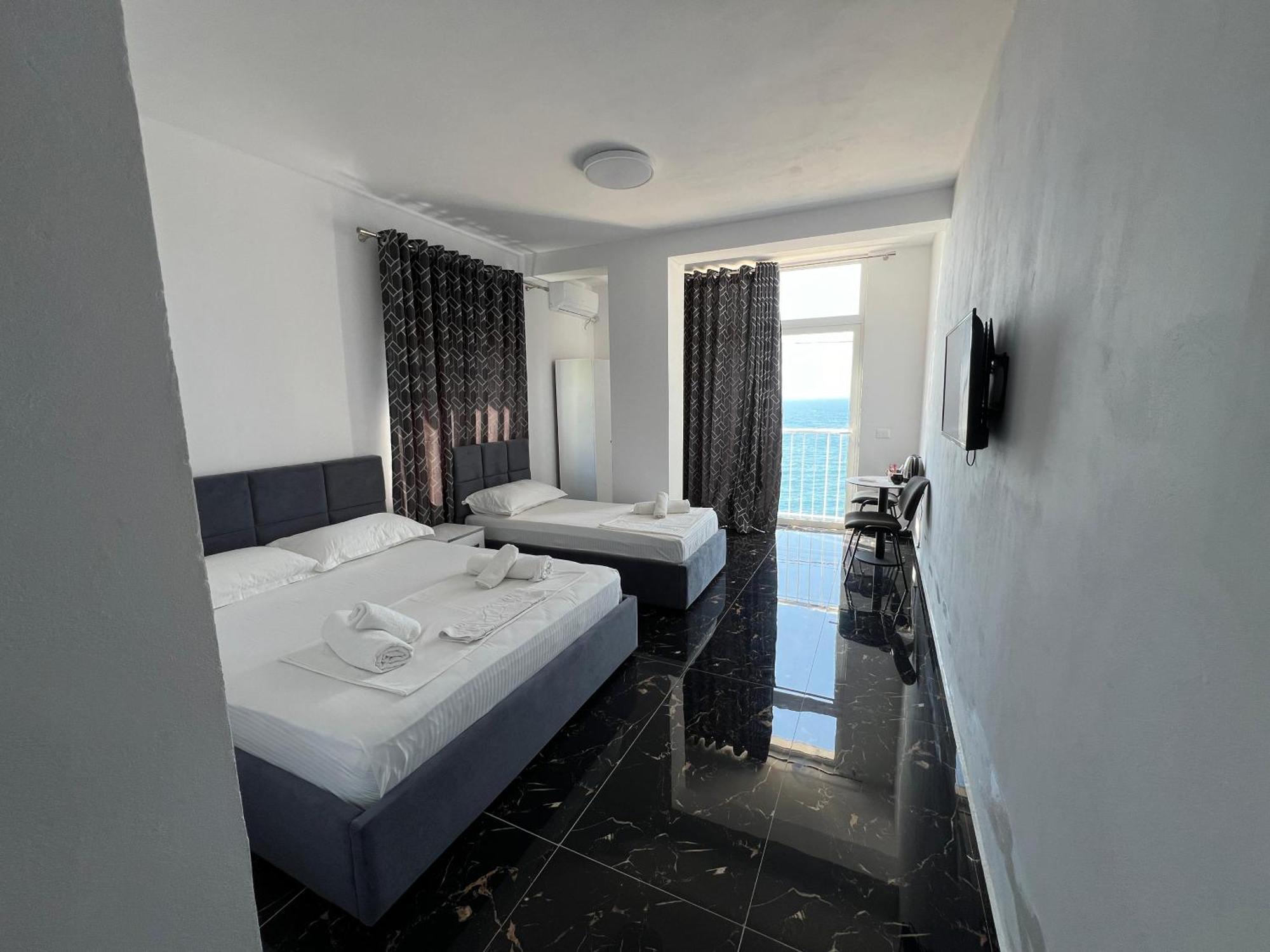 Redi'S Seaview Apartments Saranda Zewnętrze zdjęcie